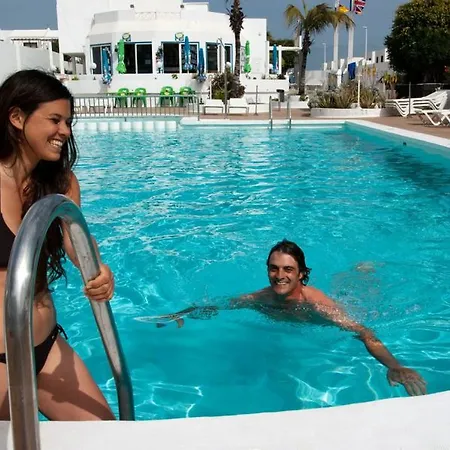 Oasis The Colletion Hotel 5*